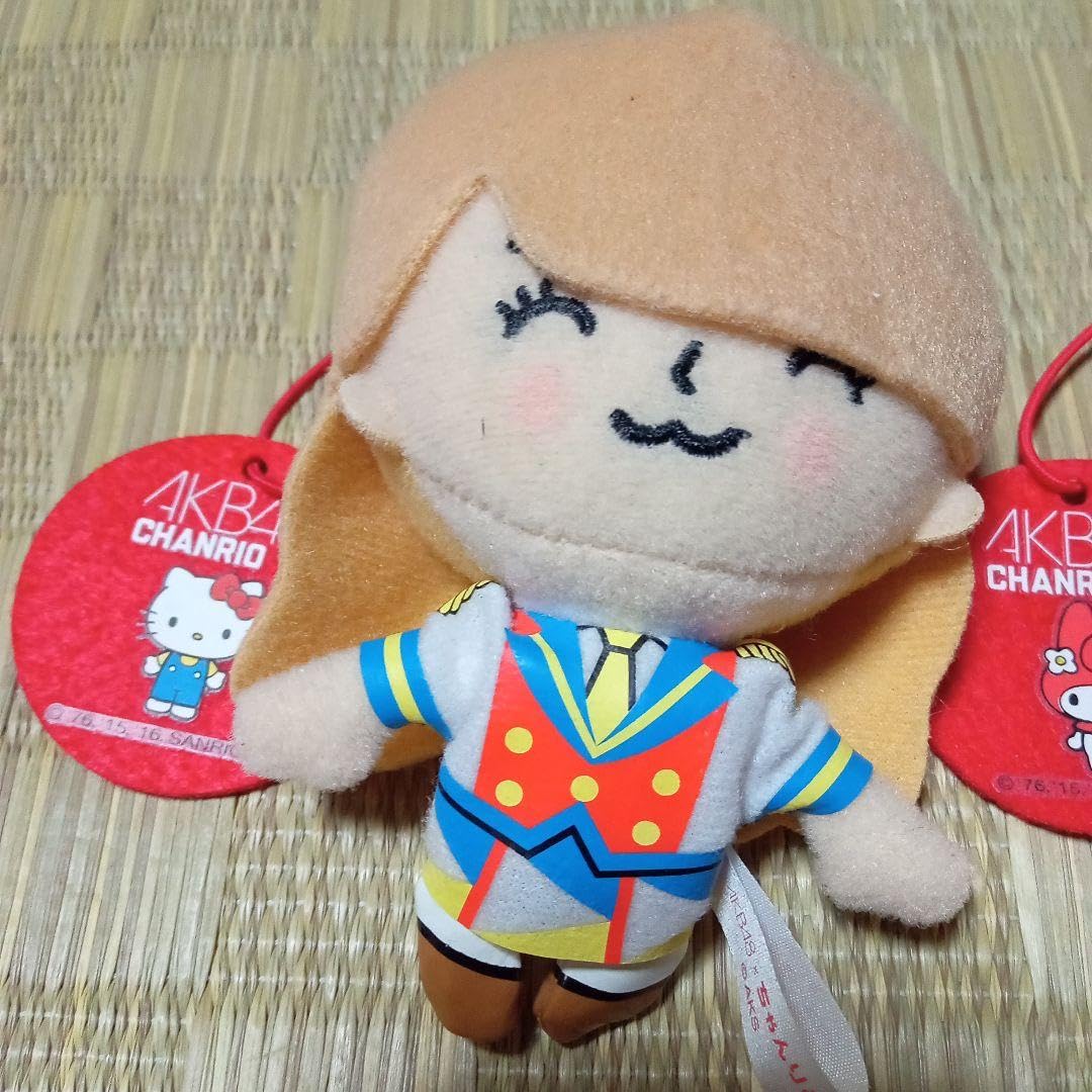 Amazon.co.jp: AKB48 コラボ マスコット ぬいぐるみ 3点セット : おもちゃ